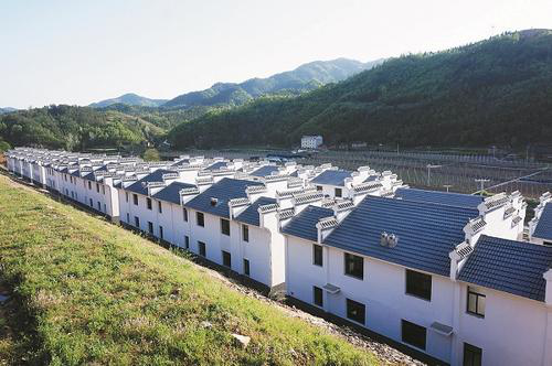 异地扶贫搬迁补偿标准